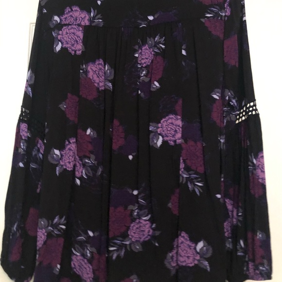 Torrid floral top size 1x - Picture 4 of 4